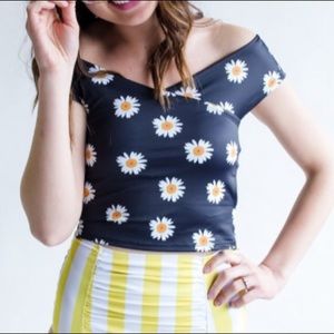 kortni jeane daisy two piece- top M and bottom L